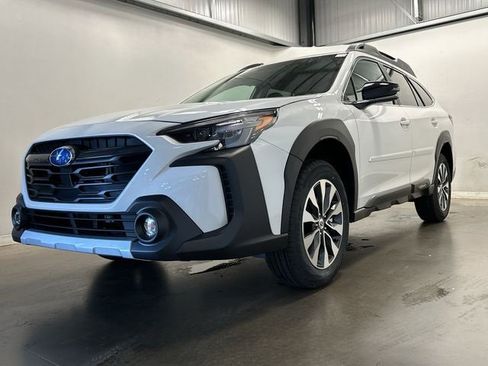 Certified 2025 Subaru Outback Limited image 28