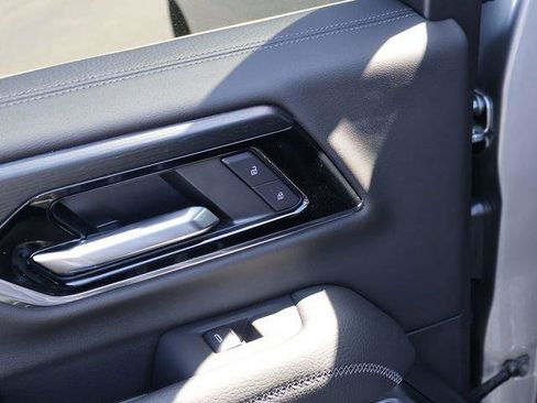 New 2026 GMC Yukon Denali AWD/4WD image 11