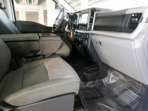 Used 2024 Ford F250 XLT w/ FX4 Off-Road Package image 10