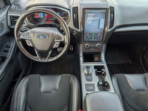Used 2021 Ford Edge ST image 6