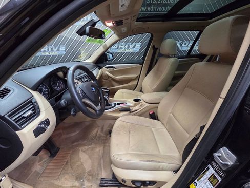 Used 2015 BMW X1 sDrive28i RWD image 18