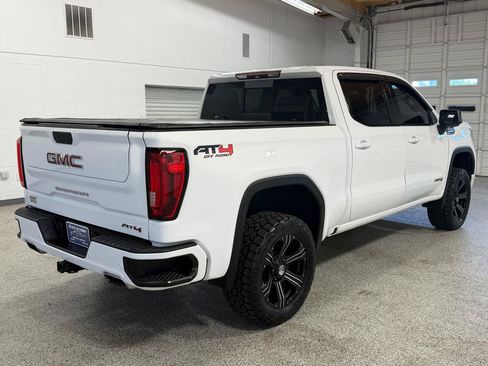 Used 2019 GMC Sierra 1500 AT4 w/ Technology Package AWD/4WD image 4