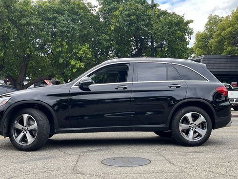 Used 2019 Mercedes-Benz GLC 300 4MATIC image 2