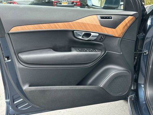 Certified 2025 Volvo XC90 B6 Plus image 15