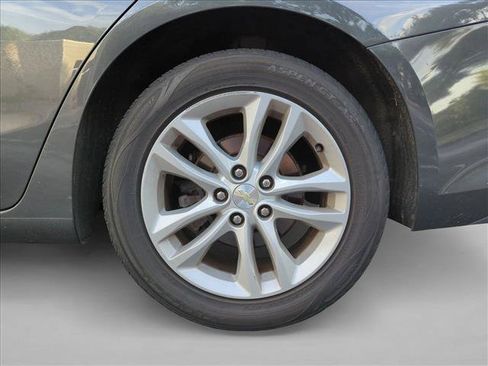 Used 2016 Chevrolet Malibu LT w/ Driver Confidence Package FWD image 13