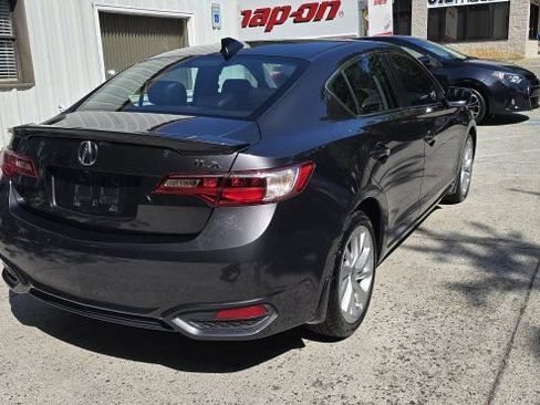 Used 2016 Acura ILX FWD image 5