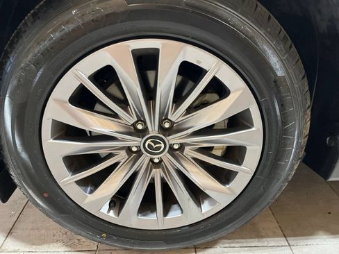 Used 2025 MAZDA CX-90 3.3 Turbo w/ Select Package AWD/4WD image 9