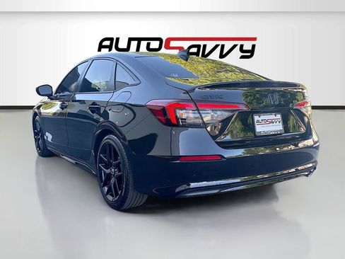 Used 2025 Honda Civic Sport image 5