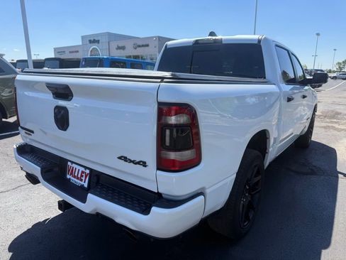 Used 2023 RAM 1500 Laramie AWD/4WD image 3