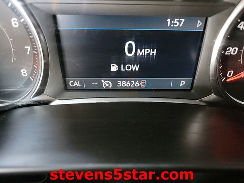 Used 2025 Chevrolet Blazer LT FWD image 18
