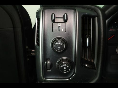 Used 2017 Chevrolet Silverado 1500 LT w/ All Star Edition AWD/4WD image 10