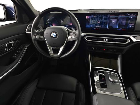 Used 2024 BMW 330i xDrive Sedan w/ Premium Package AWD/4WD image 17
