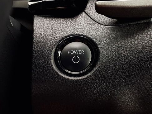 Used 2025 Toyota Camry XSE FWD image 18