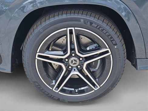 New 2026 Mercedes-Benz GLS 450 4MATIC image 10