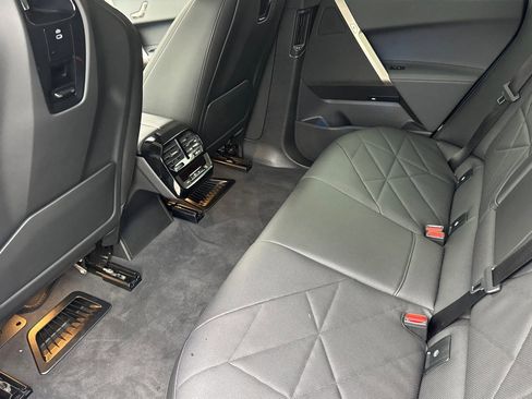 Used 2025 BMW iX xDrive50 image 28