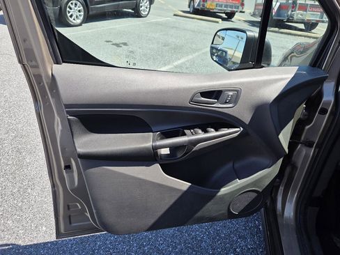 Used 2021 Ford Transit Connect XL image 8