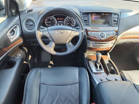 Used 2013 INFINITI JX35 AWD w/ Premium Pkg image 4