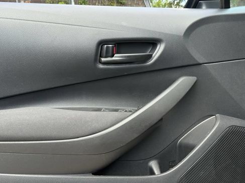 Used 2024 Toyota Corolla LE FWD image 25