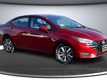 New 2025 Nissan Versa SV w/ Trunk Package