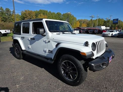 Used 2021 Jeep Wrangler Unlimited Sahara image 82