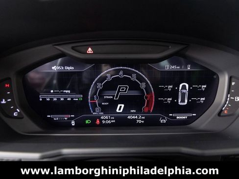 Used 2024 Lamborghini Urus Performante image 18