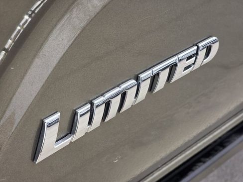 Used 2024 Toyota Tacoma Limited image 7