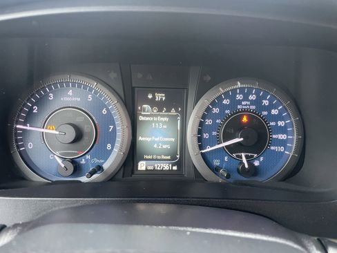 Used 2016 Toyota Sienna Limited image 16