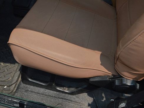 Used 1995 Jeep Wrangler Sahara AWD/4WD image 16