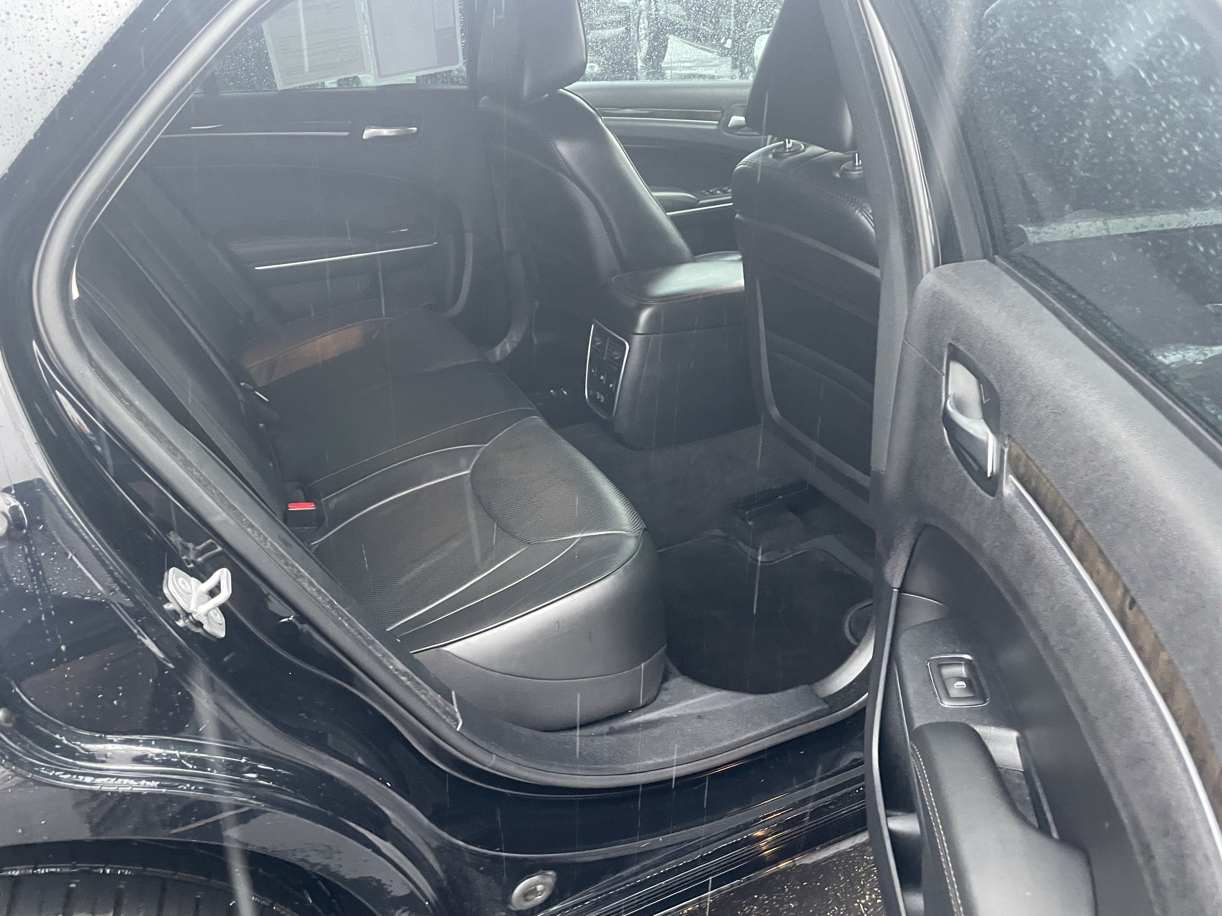Used 2016 Chrysler 300 C AWD/4WD image 27