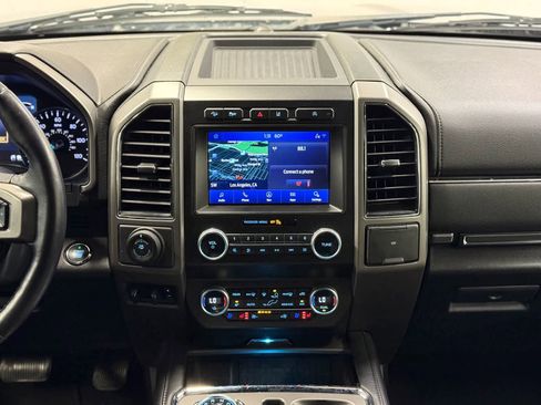 Used 2021 Ford Expedition XLT AWD/4WD image 11