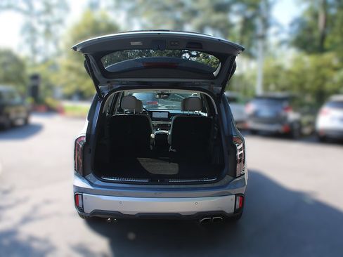 Certified 2023 Kia Telluride SX FWD image 9