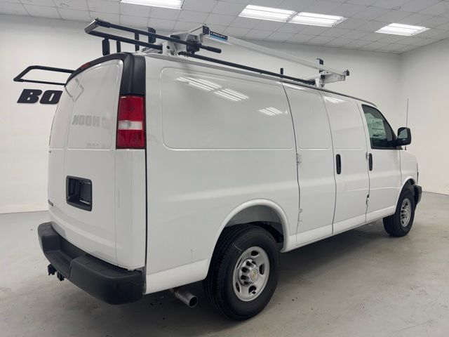 New 2026 Chevrolet Express 2500 w/ Driver Convenience Package RWD image 5