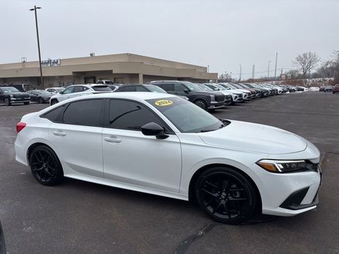 Used 2024 Honda Civic Sport image 7