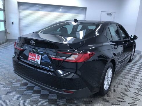 Used 2026 Toyota Camry LE FWD image 34