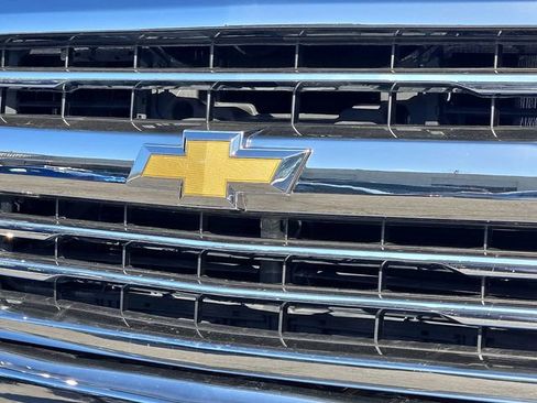 Used 2018 Chevrolet Silverado 1500 LT w/ Texas Edition image 7