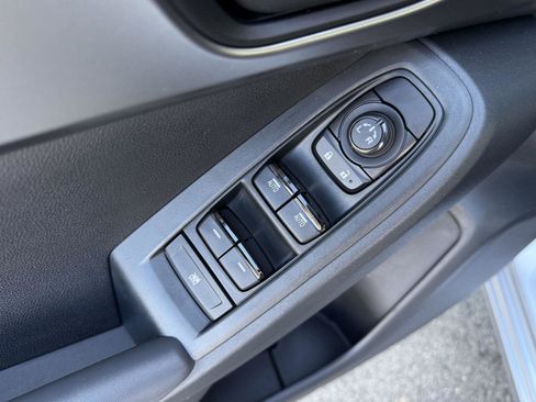 Certified 2025 Subaru Impreza 2.0i image 13