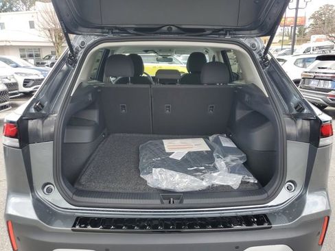 New 2026 Volkswagen Tiguan S FWD image 8