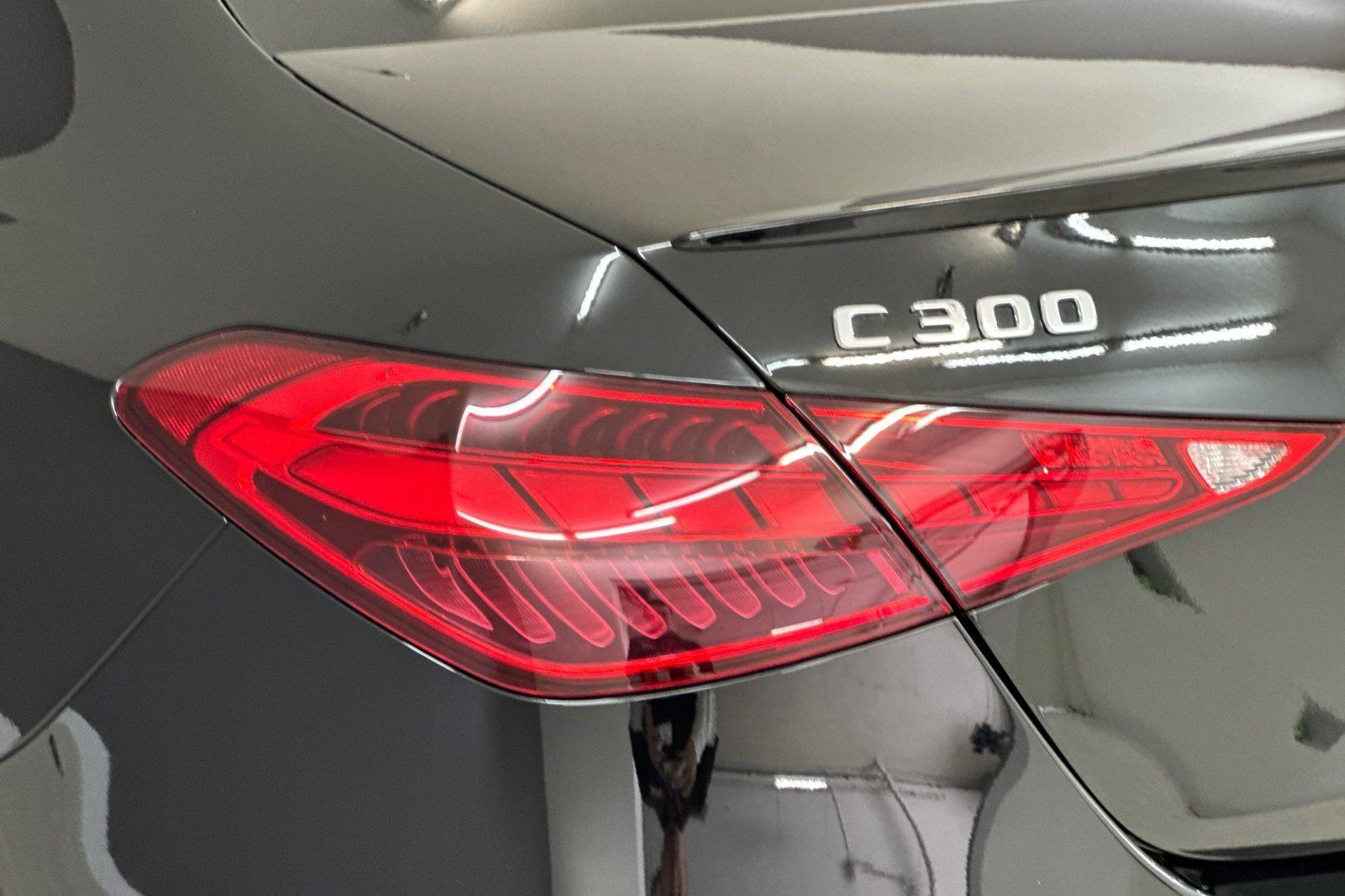 Used 2022 Mercedes-Benz C 300 Sedan image 29