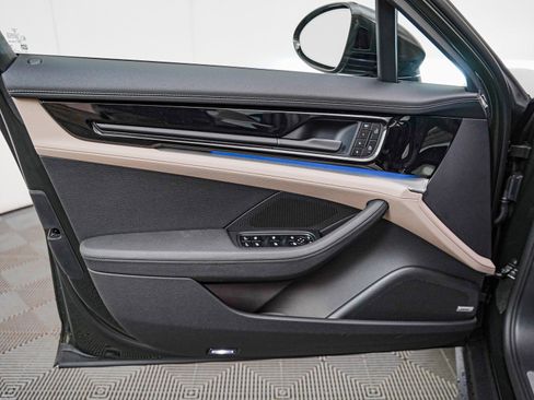 New 2026 Porsche Panamera image 24