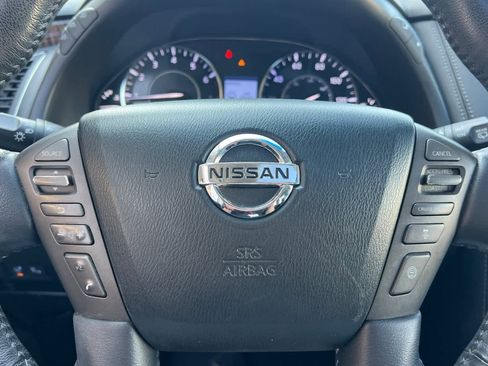 Used 2017 Nissan Armada Platinum image 28