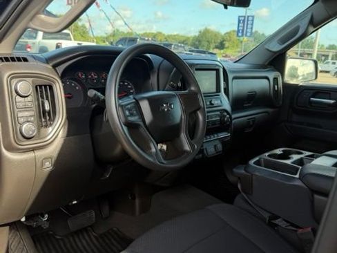 Used 2021 Chevrolet Silverado 1500 Custom Trail Boss AWD/4WD image 21
