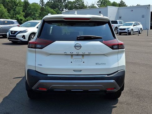 Used 2022 Nissan Rogue SL w/ SL Premium Package AWD/4WD image 5