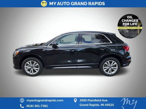 Used 2022 Audi Q3 2.0T Premium image 8