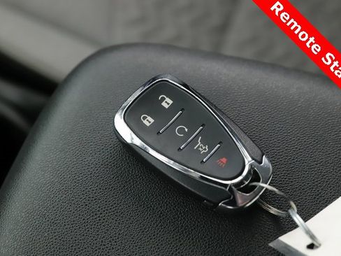 Used 2022 Chevrolet Equinox LS w/ LS Convenience Package image 3