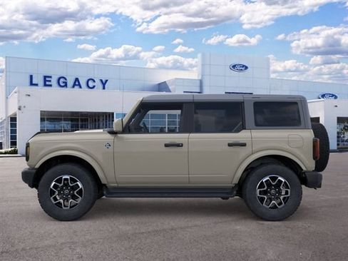 New 2026 Ford Bronco Outer Banks AWD/4WD image 3