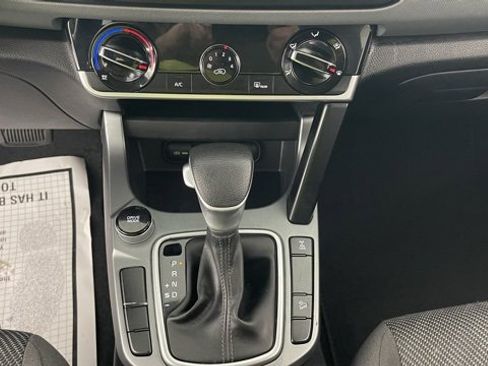 Used 2021 Kia Seltos LX image 41