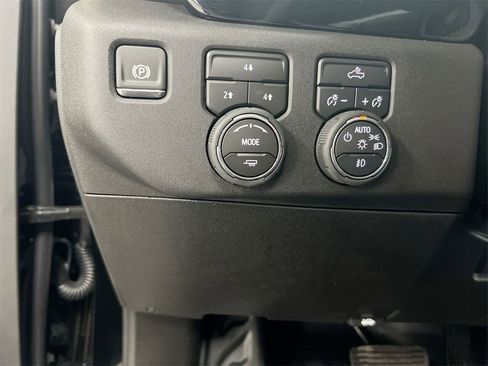 New 2026 Chevrolet Silverado 3500 LT w/ Convenience Package image 15