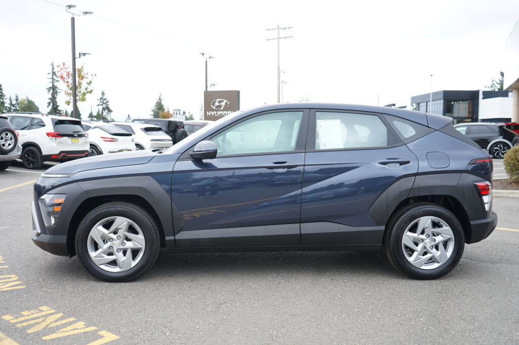 Certified 2026 Hyundai Kona SE FWD image 8