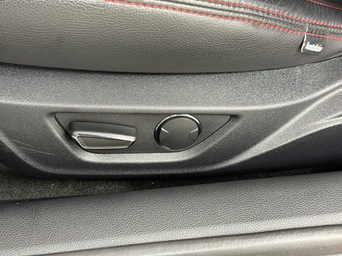 Used 2018 Ford Mustang GT RWD image 21
