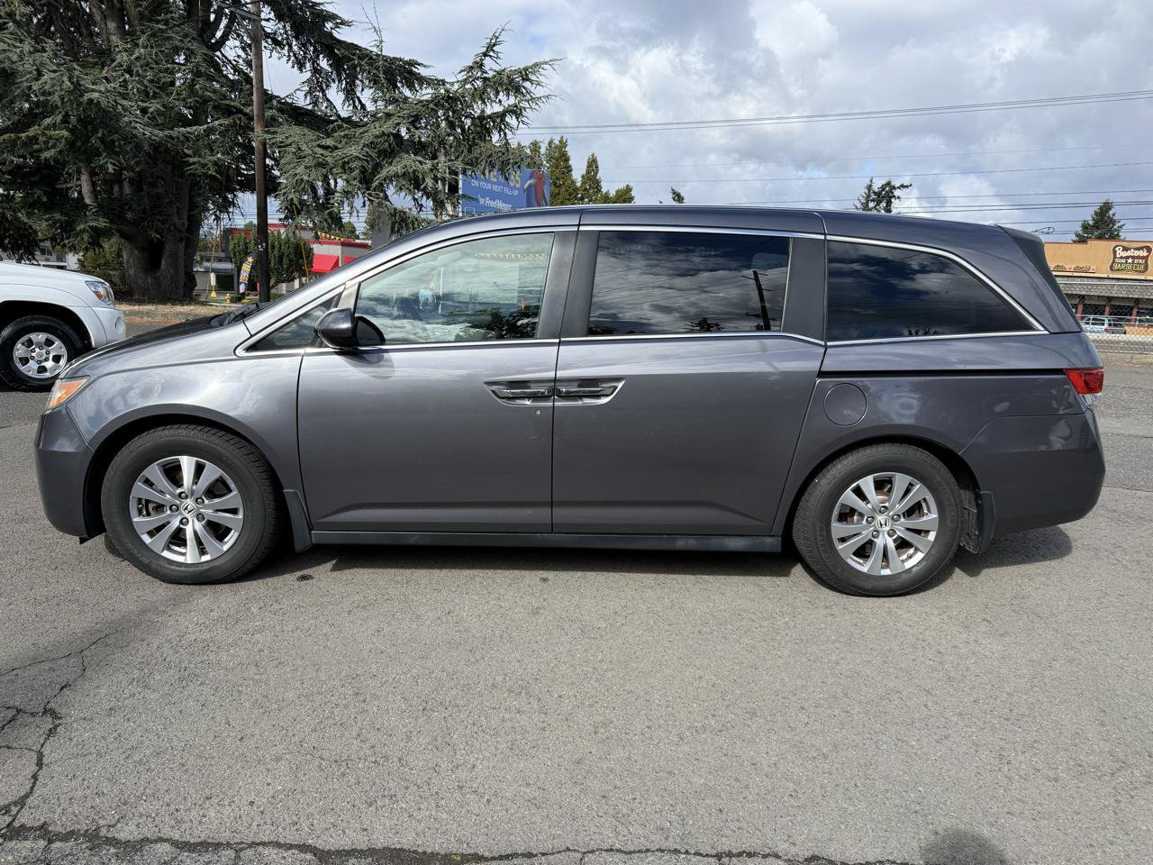 Used 2015 Honda Odyssey EX-L image 2